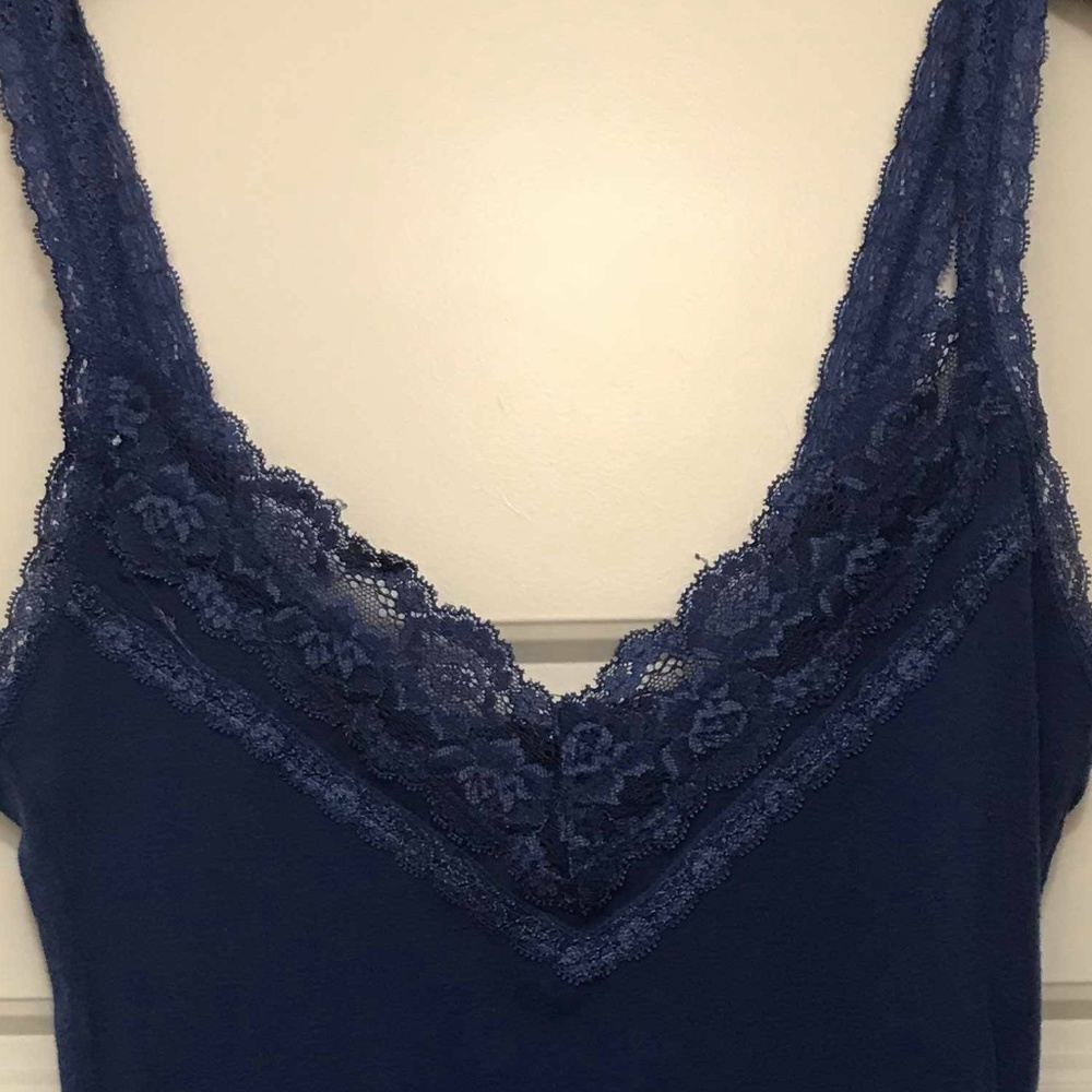 Hollister Lace Cami- royal blue